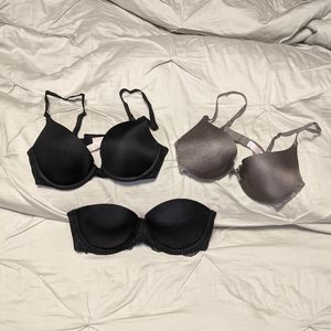Victoria's Secret / Pink Bras